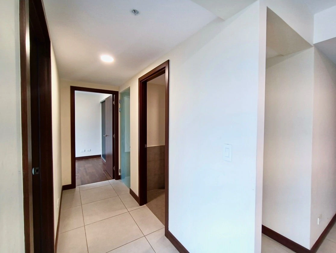 Torre Los Yoses: 3 bedroom apartment for sale in Torre Los Yoses - Gallery image 13