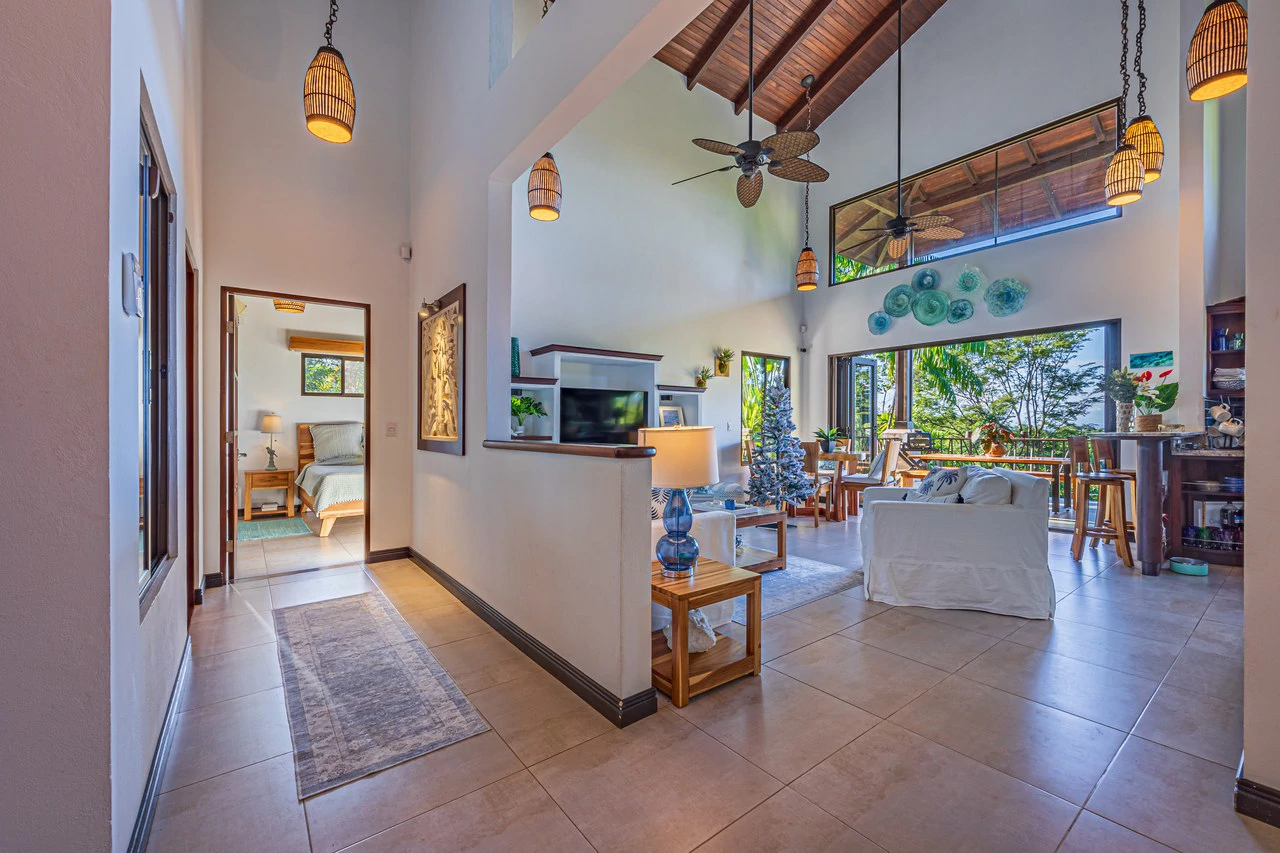 Luxurious Coastal Retreat with Ocean Views in Uvita, Costa Rica - Gallery image 13