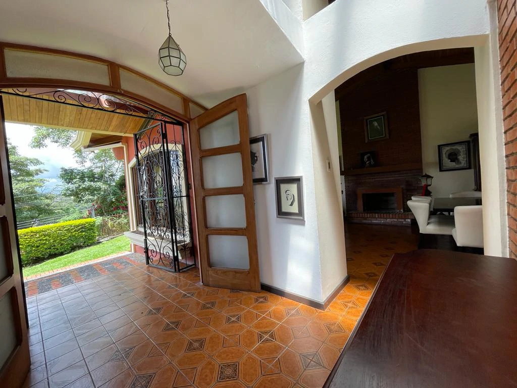 Independent House for Sale with Beautiful View Santa Ana Costa Rica - Gallery image 5