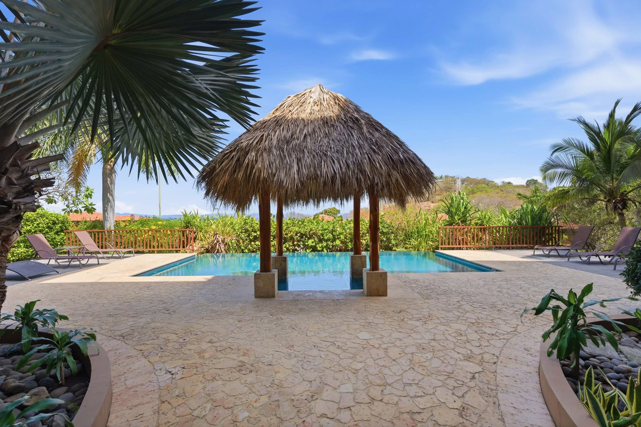 Casa De Los Monos: Upgraded Ocean-View Condo with Direct Pool Access at Azul Paraíso - Gallery image 27