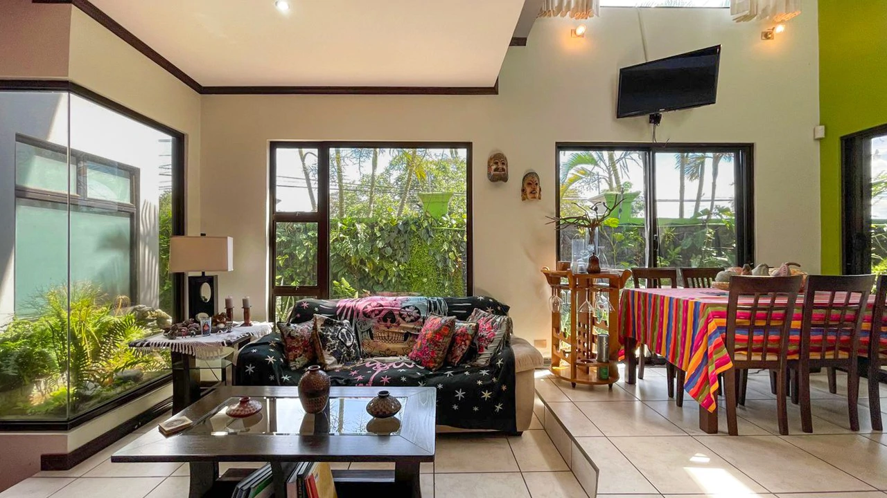 Home for sale or for RENT with furnished -Bosque Alto Condominium- Grecia - Gallery image 6