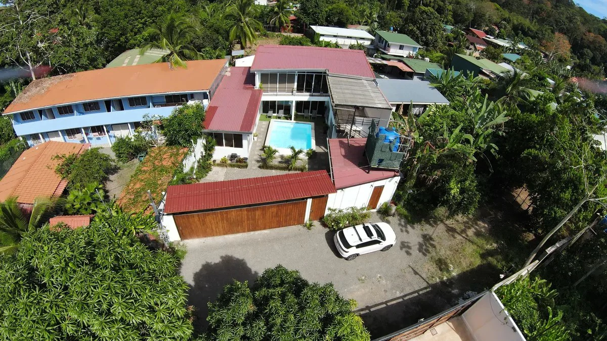 ID 1013: 3 Unit Apartment Complex for Sale Puerto Viejo Costa Rica - Gallery image 4