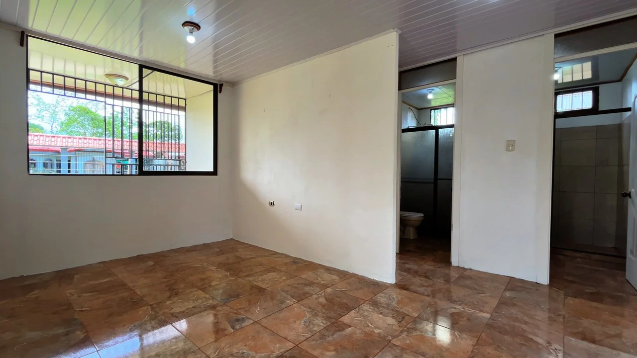 House For Sale in Daniel Flores - Gallery image 10