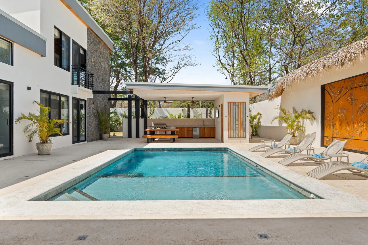 Casa Guacamaya Roja: Luxury Home in Playa Grande - Gallery image 42