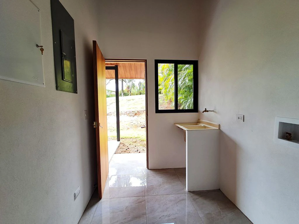 Casa Luz: Brand-New Home in the Gated Community of Loma Verde - Carrillo - Gallery image 16