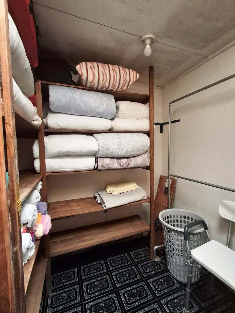 Casa Convenience: Grecia Garden Home on Large Lot + Rental Apartment! - Gallery image 12