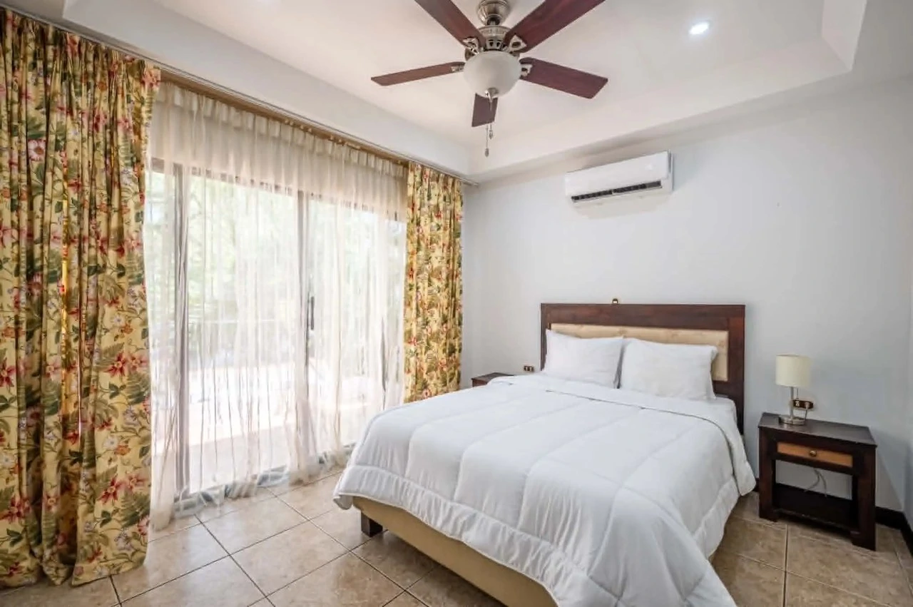 Rare Opportunity in Jacó’s Only Oceanfront Gated Home Community - Gallery image 38