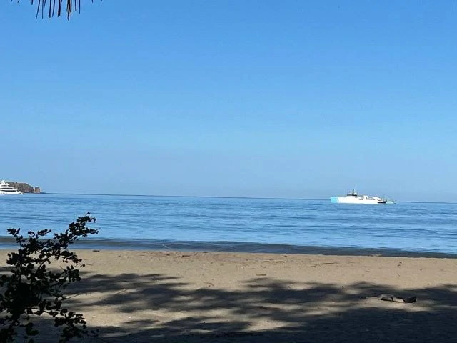 Private titled  Beachfront Property for sale in best prime position,  previously used as a 20-room hotel and camping side, directly in front of the most beautiful Conchal Beach - Gallery image 8