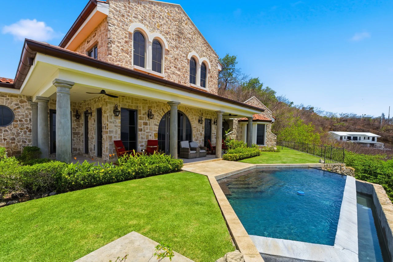 Casa Coyote: Spectacular Ocean-View Home with Pool in Playa Ocotal - Gallery image 23