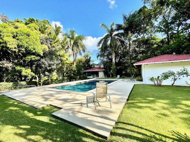 LG-002 Terreno Top Nuevo Arenal: Premium 1.45-Acre Gated Homesite in Nuevo Arenal | Panoramic Lake & Volcano Views, Private Boat Dock & Clubhouse - Gallery image 21