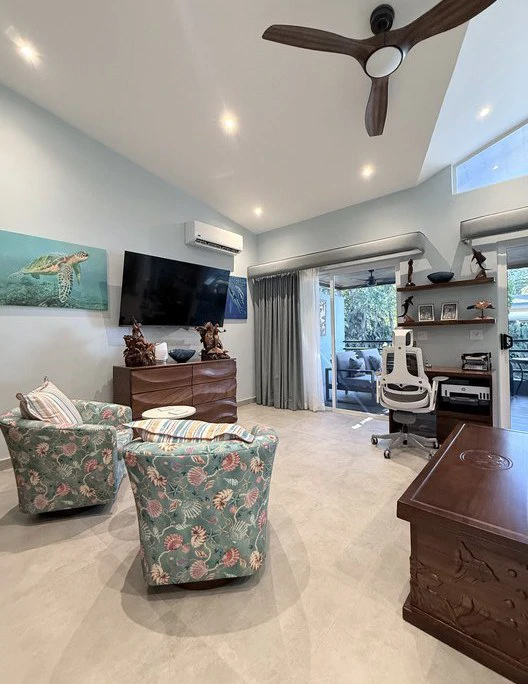 Unique Oversized Lot Home in Ciudad del Mar with 4 Covered Parking - Gallery image 45