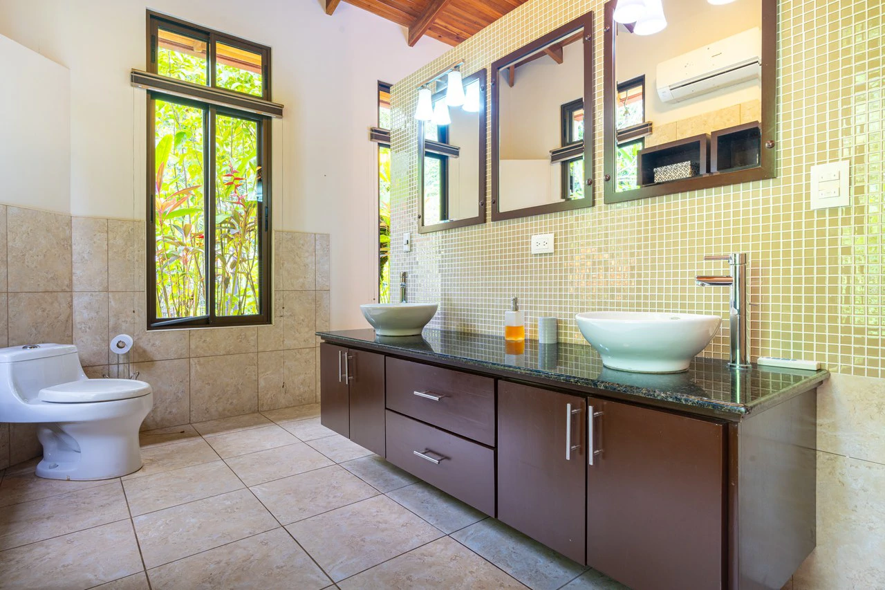 Ocean Mountain View with Privacy! Casa Carpe Diem: Mountain House For Sale in Ojochal - Gallery image 44