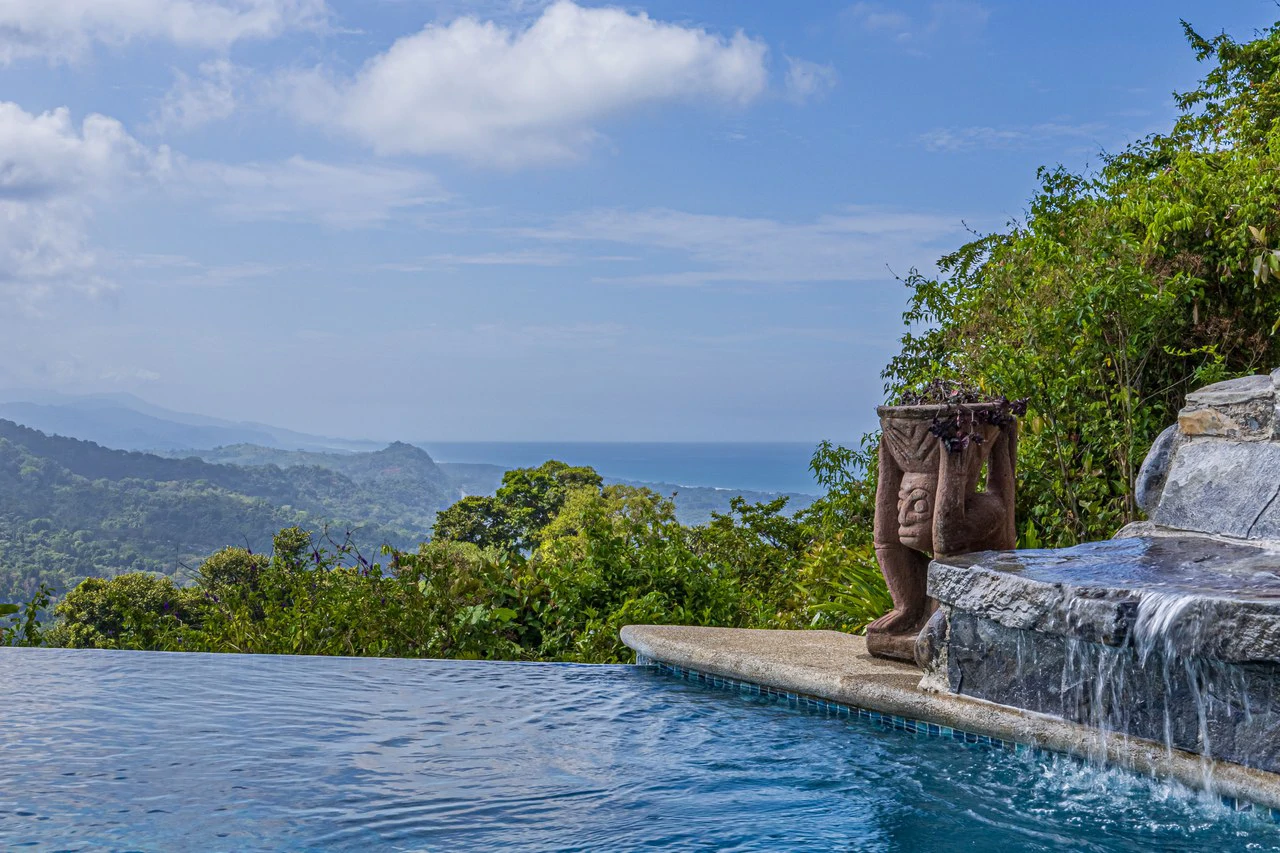 Luxury Ocean View Home with Infinity Pool in Hills of Portalon – Move-In Ready - Gallery image 33