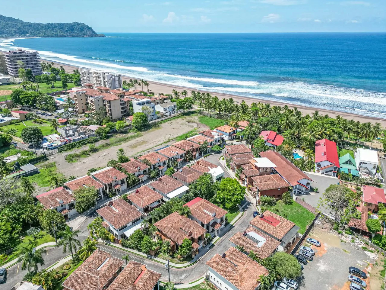 Rare Opportunity in Jacó’s Only Oceanfront Gated Home Community - Gallery image 11