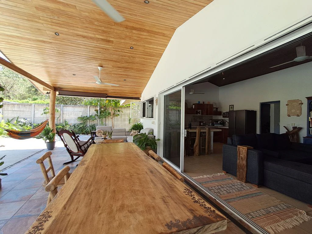Casa de la Vida Loca: A Pura Vida Lifestyle with Income Potential - Gallery image 15