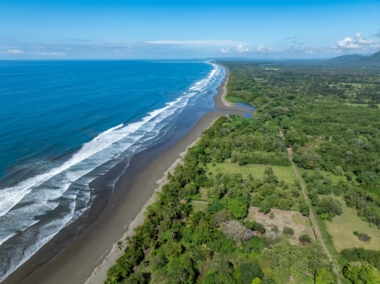 Exclusive Beachfront Opportunity south of Manuel Antonio Costa Rica - Gallery image 26
