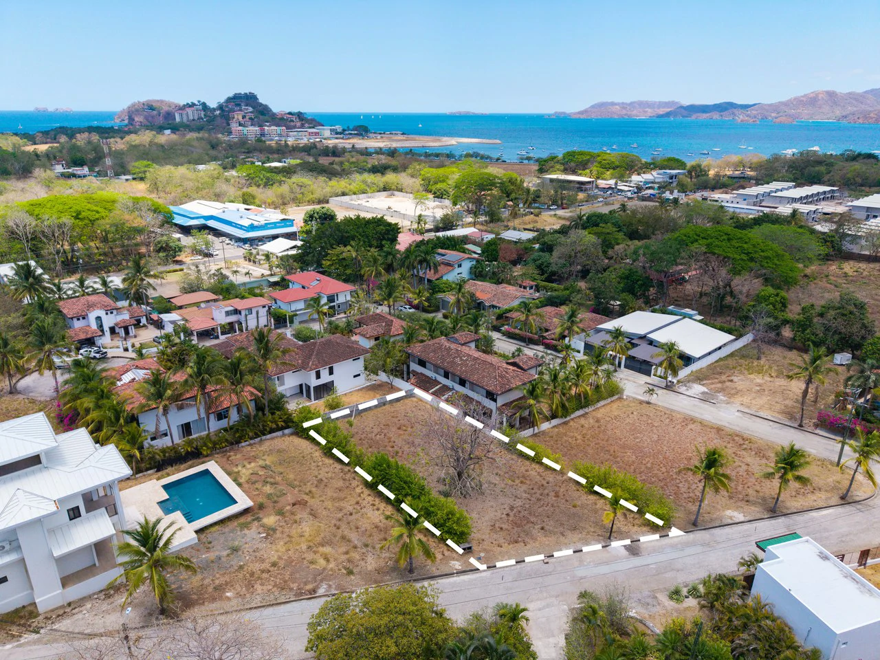 Altos Flamingo Lot 18: Ready-to-Build Lot in Gated Altos de Flamingo Just Minutes from the Beach