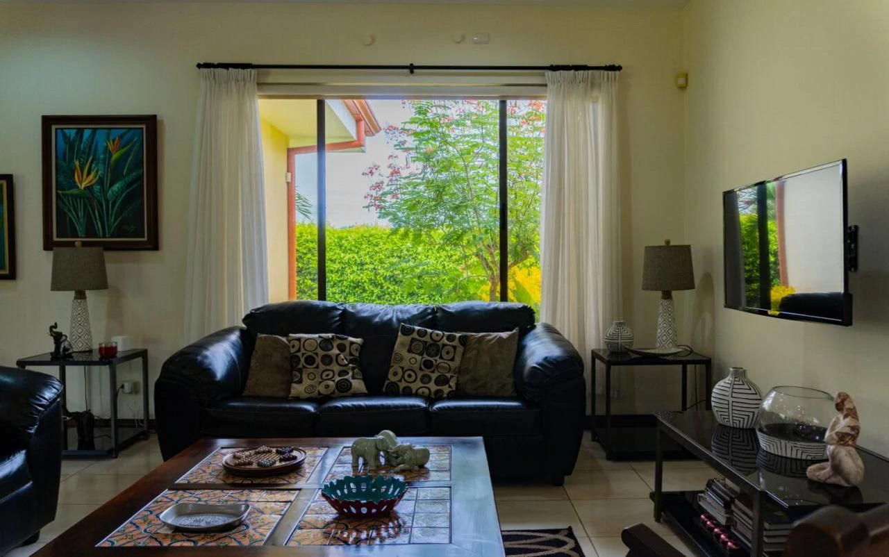 House For Sale in Curubandé - Gallery image 6