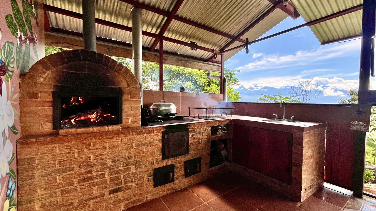 Mountain and Countryside House For Sale in Daniel Flores - Gallery image 7