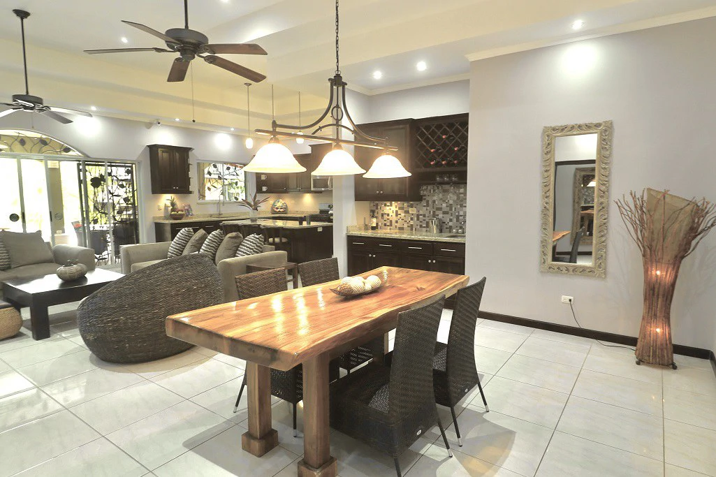 Incredible Casa Verde: Walk to the Beach in Bejuco! - Gallery image 28