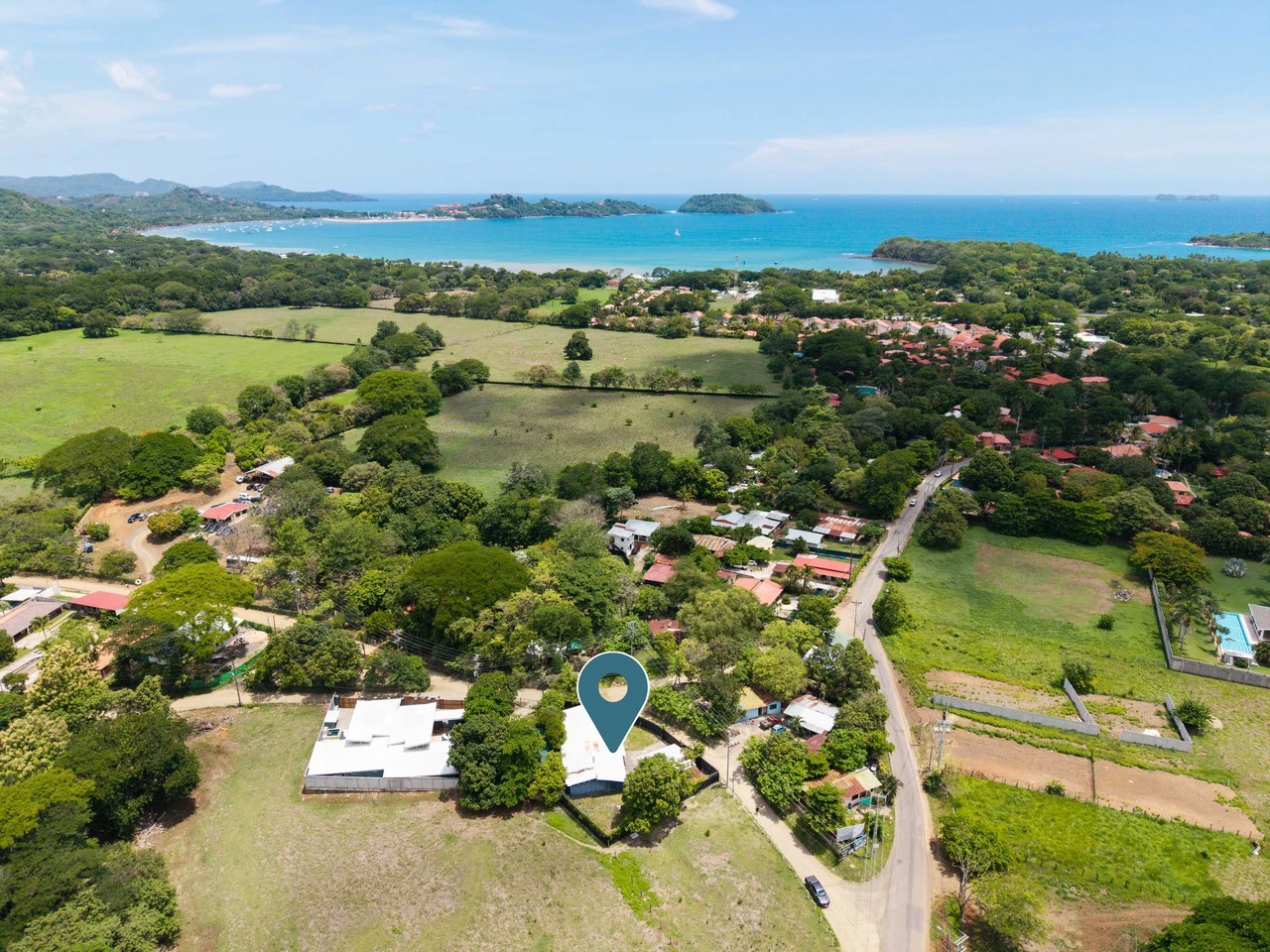 Potrero Fixer Upper: Fully Serviced 500 m² Lot