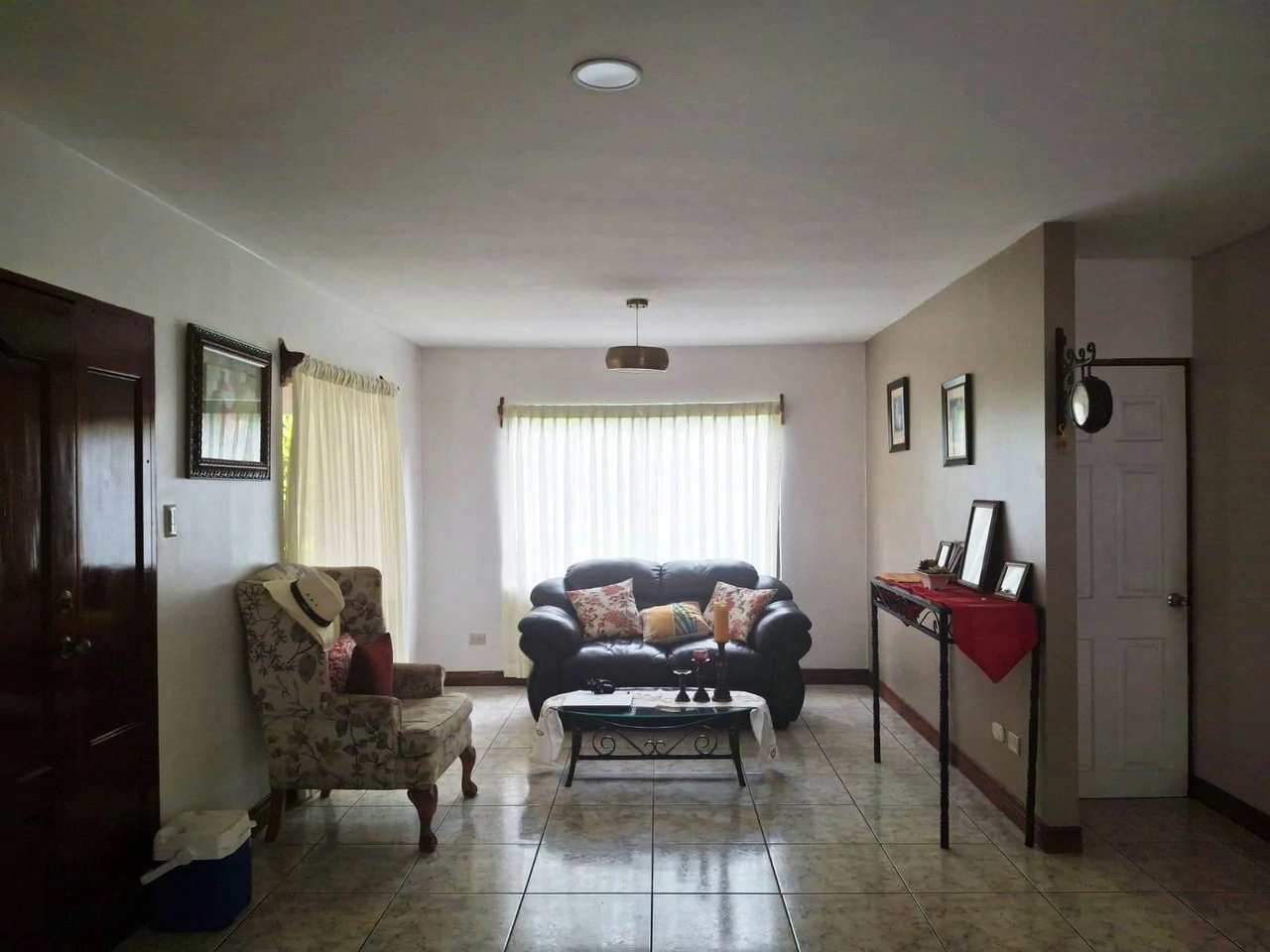 Casa Convenience: Grecia Garden Home on Large Lot + Rental Apartment! - Gallery image 8