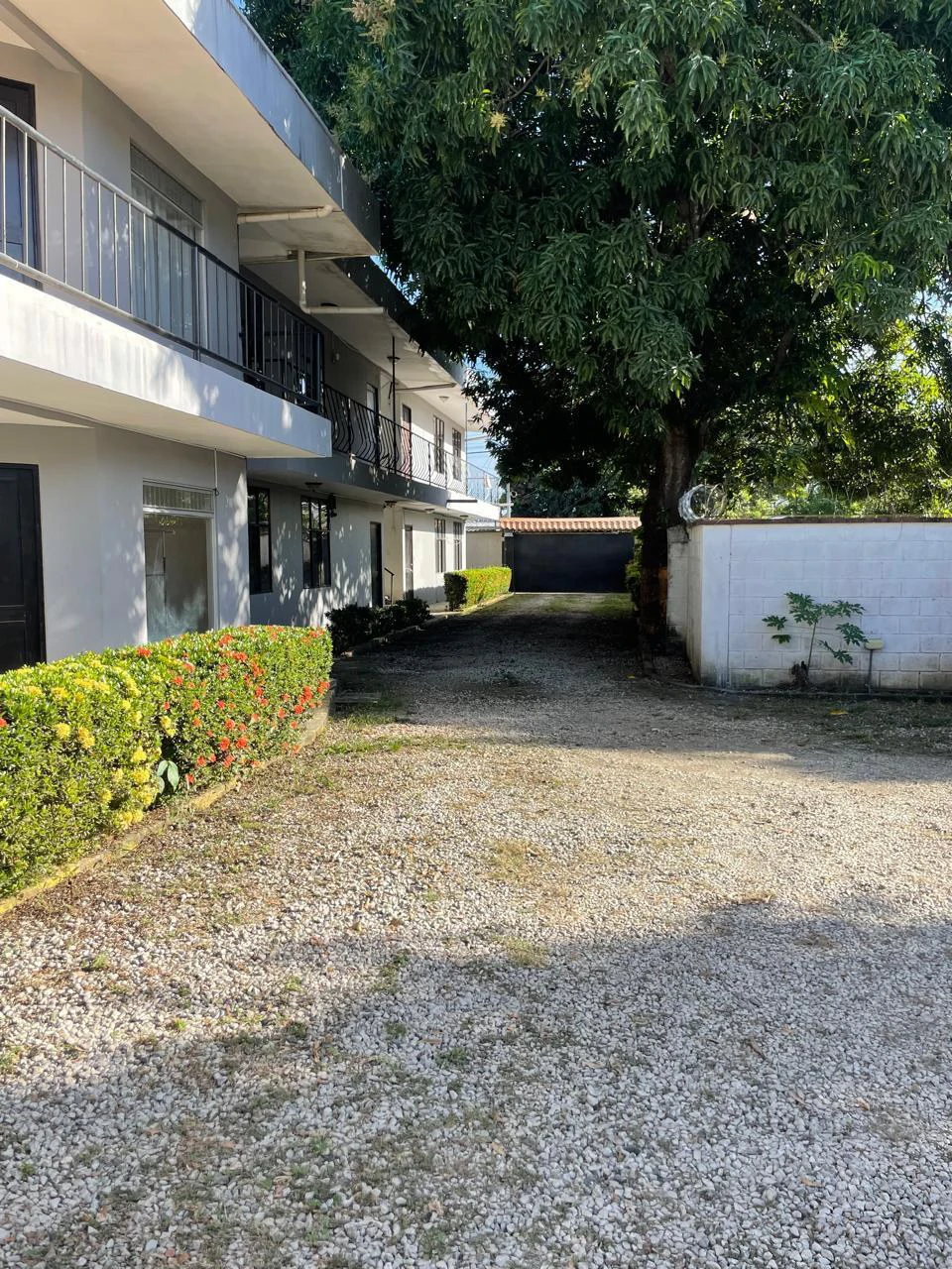 RC-140: Investment Opportunity – Apartment Building in Comunidad Guanacaste - Gallery image 3