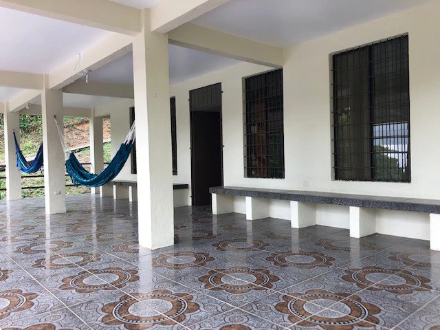 0.27 ACRES – 3 Bedroom Solid & Beautiful Home In Central Location, Easy 2WD Access!!! - Gallery image 10