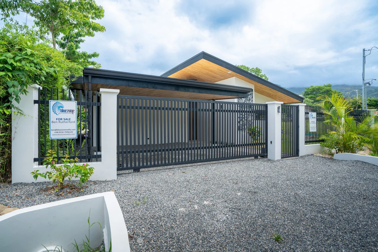 Uvita Tropical Urban Home, New Quality Build! - Gallery image 28