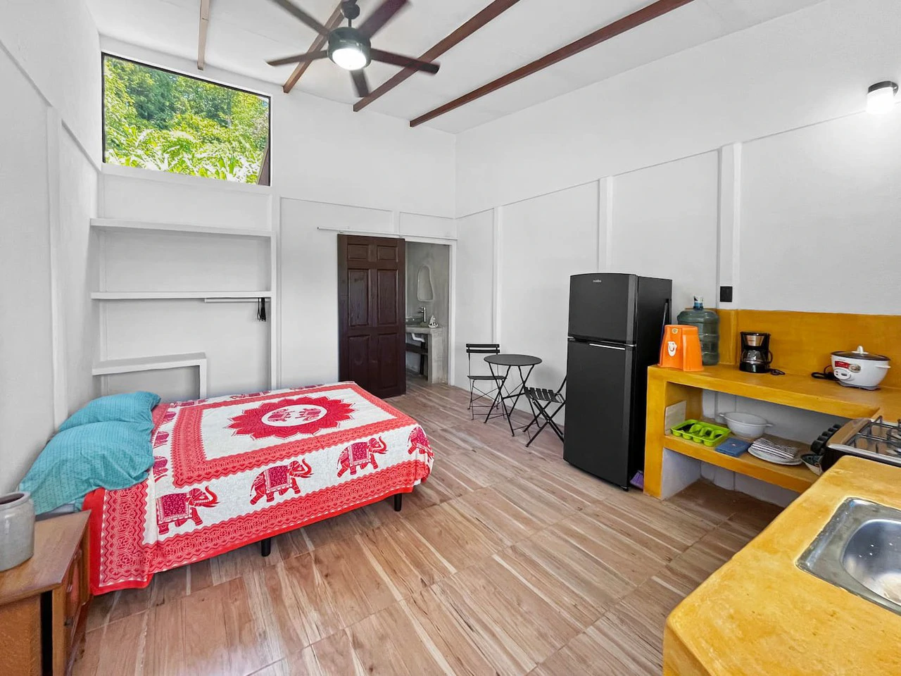 ID: Cahuita Multi Unit Rental Property - 5 Studios, 650m to the Beach - photo 17