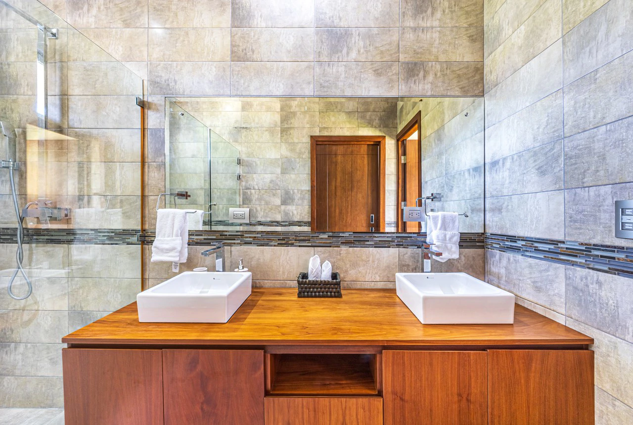 Elegant Tropical Villa Steps from Playa Hermosa – Gated Community - Gallery image 24