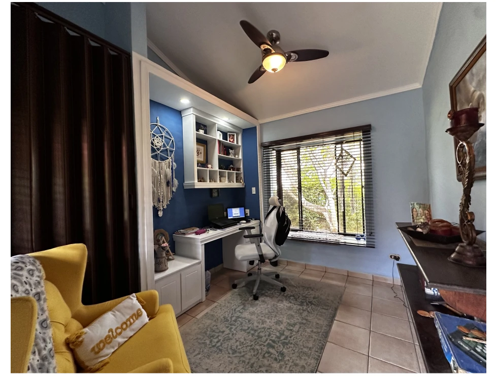 Casa de Luz in Pozos, Santa Ana: Discover Casa de Luz: your refuge in the midst of chaos! - Gallery image 17