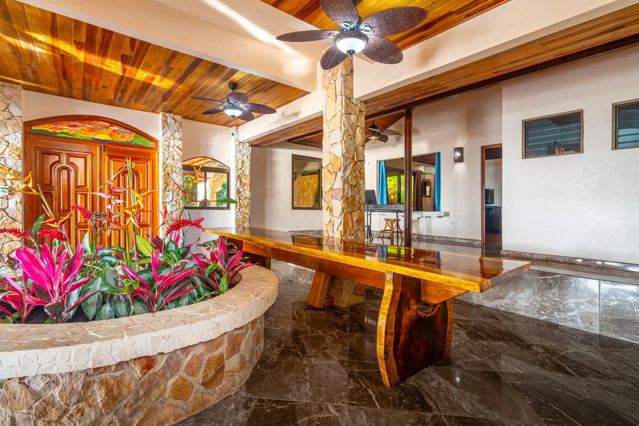 Mountain House For Sale in Escaleras - Gallery image 78