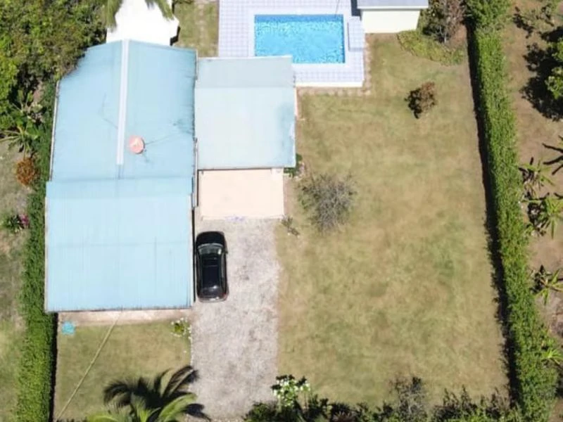 Vacational Home with Amazing Pool: Vacational Home with Amazing Pool - Gallery image 14