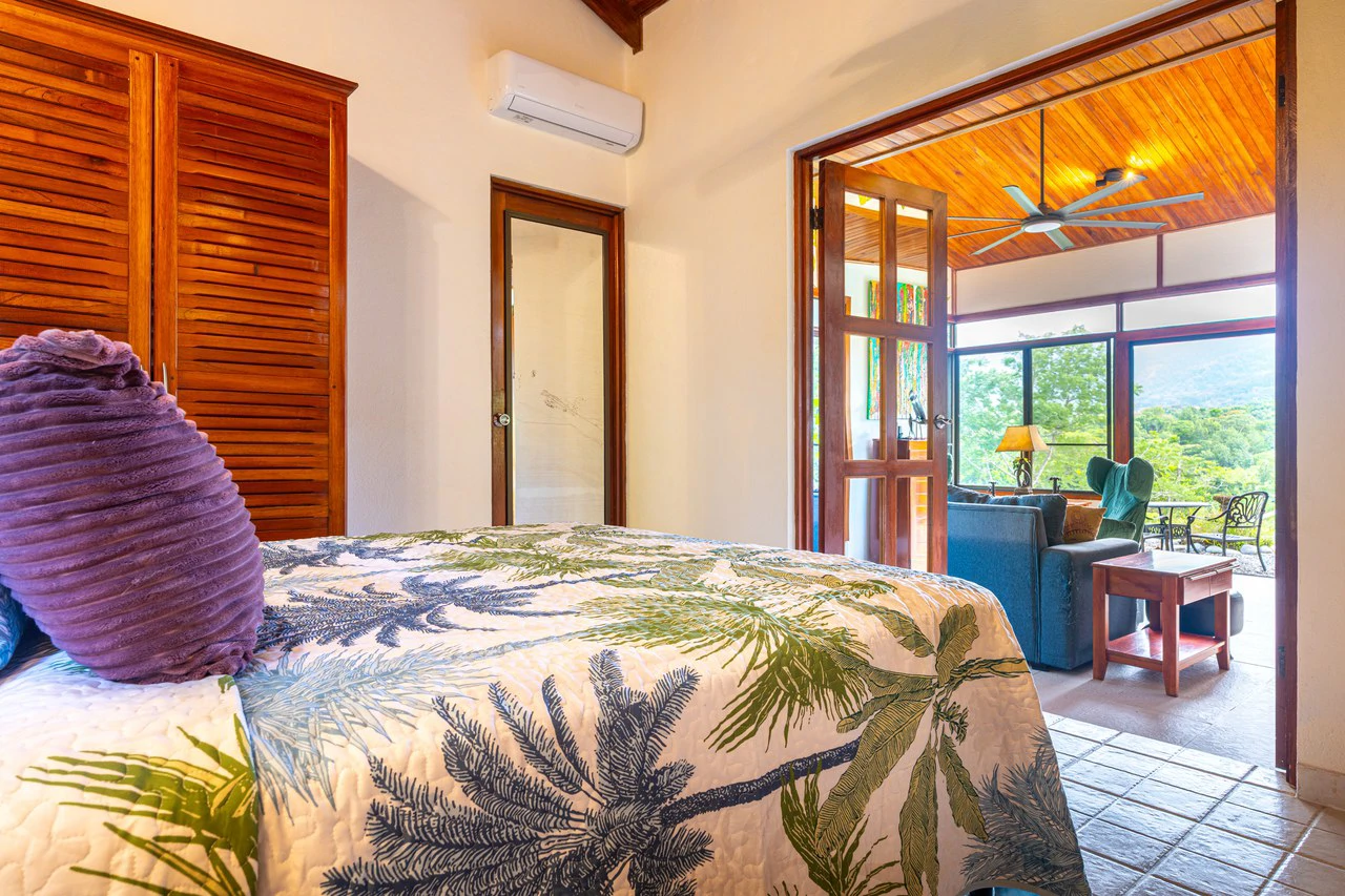 Amazing Mountain View and Ocean View House and Guest House on 4.5 Acres of land in Ojochal - Gallery image 17