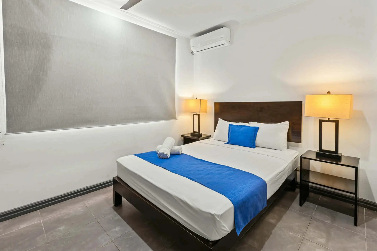 Tropical Paradise: 20-Room Private Vacation Rental Near Cocal Casino - Gallery image 8