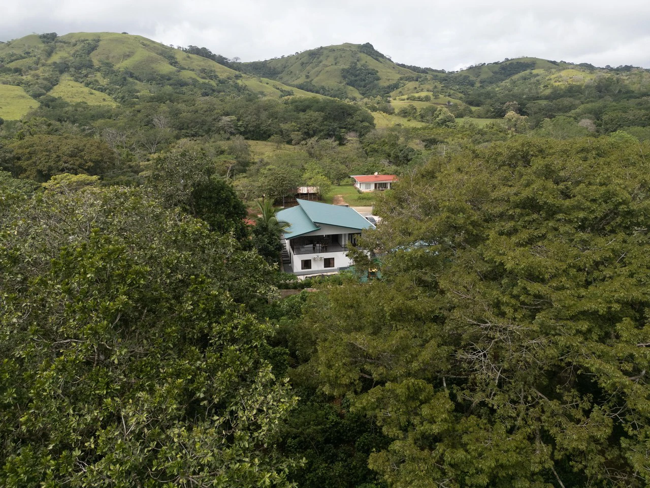 Property for Sale in Punta Islita, Guanacaste – Ideal for Residential Living or Vacation Rental Investment - Gallery image 9