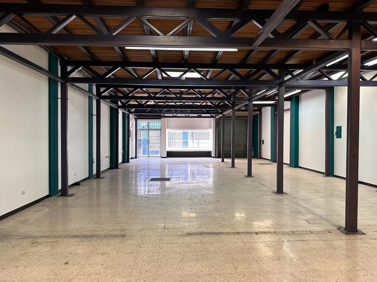 High-Impact Commercial Building in Downtown San José 698 m² of Construction | Catedral District | ZC-2 Zone - Gallery image 9