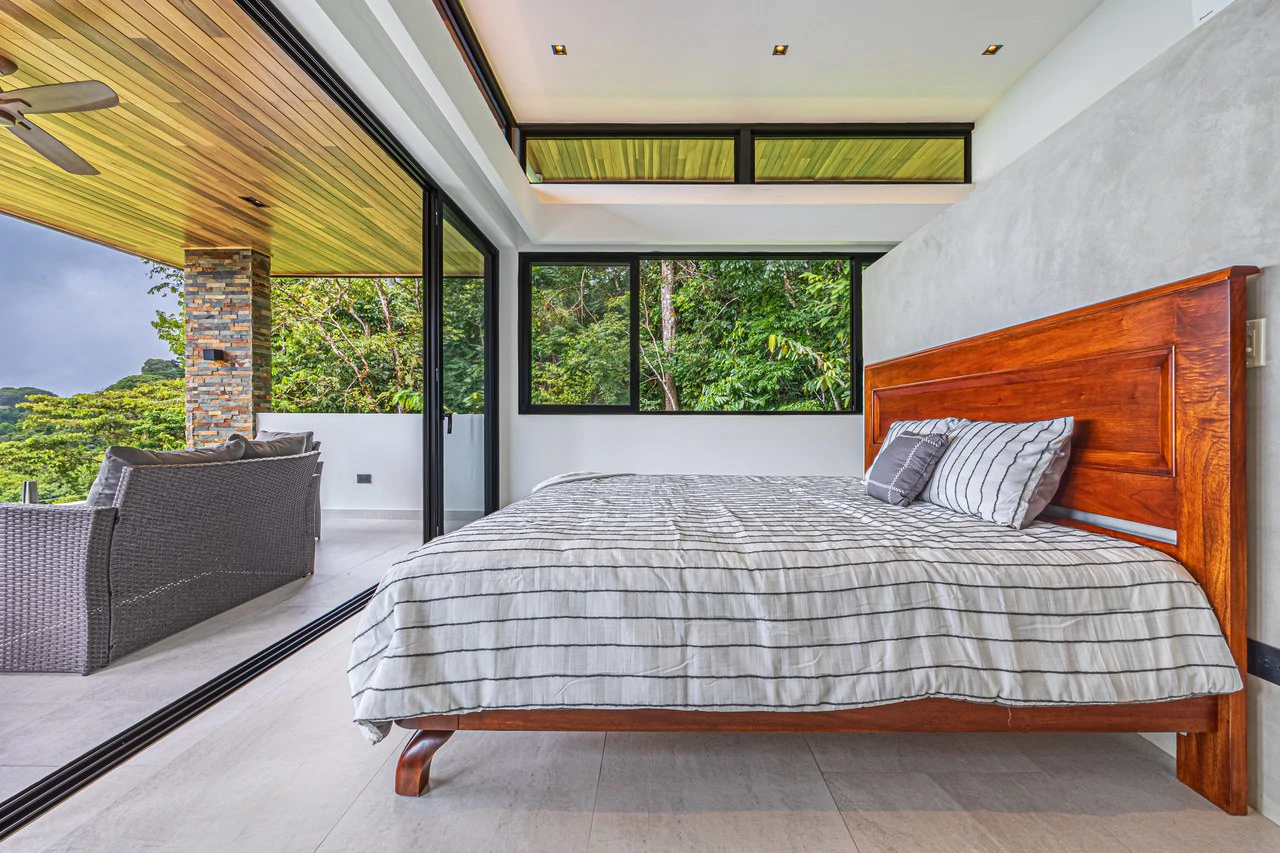 Casa Koules: Architectural 5-Bedroom Oceanview Estate in Prestigious Costa Verde Estates - Gallery image 54