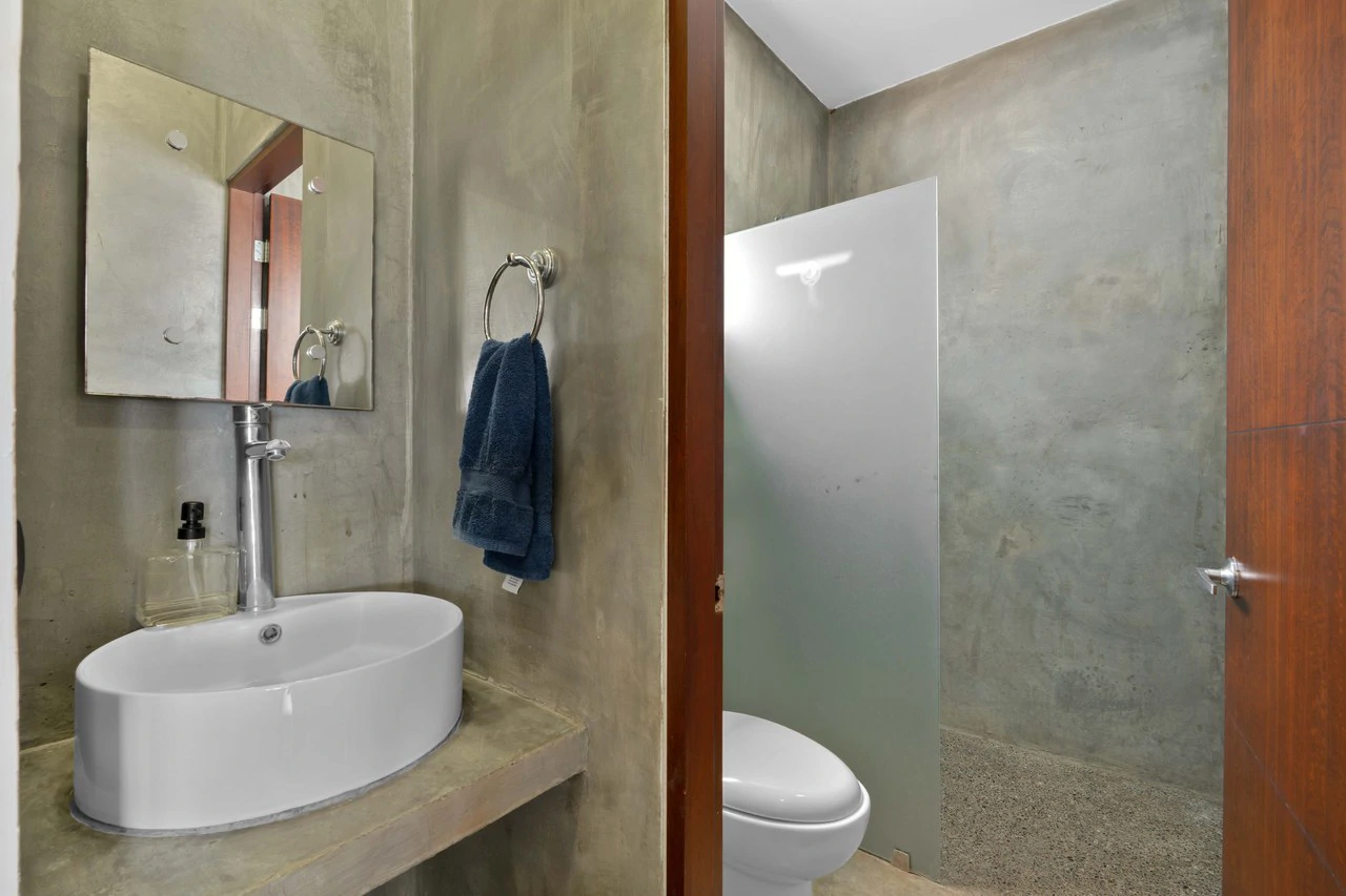 Casa Hijau: Modern Ocean-View Surf Home in Marbella - Gallery image 28