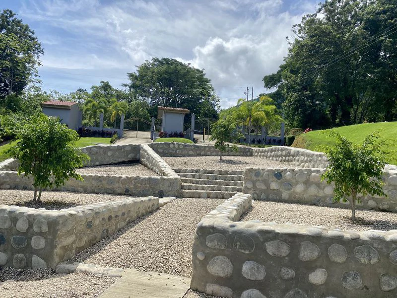 Exquisite Jungle property with Ocean View | Gated Community in Ojochal - Gallery image 8