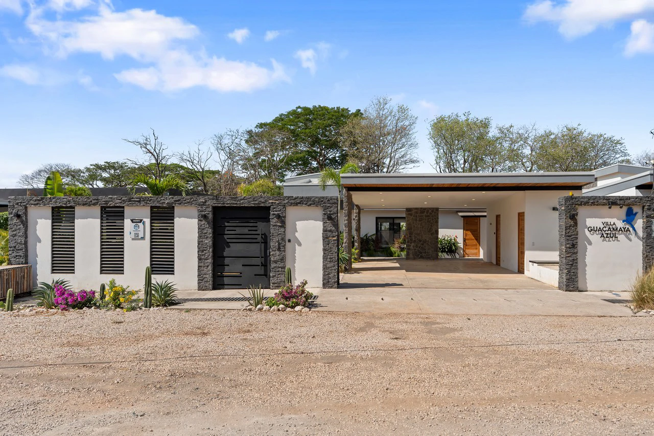 Casa Guacamaya Azul: Fully Furnished Luxury Villa in Playa Grande - Gallery image 45