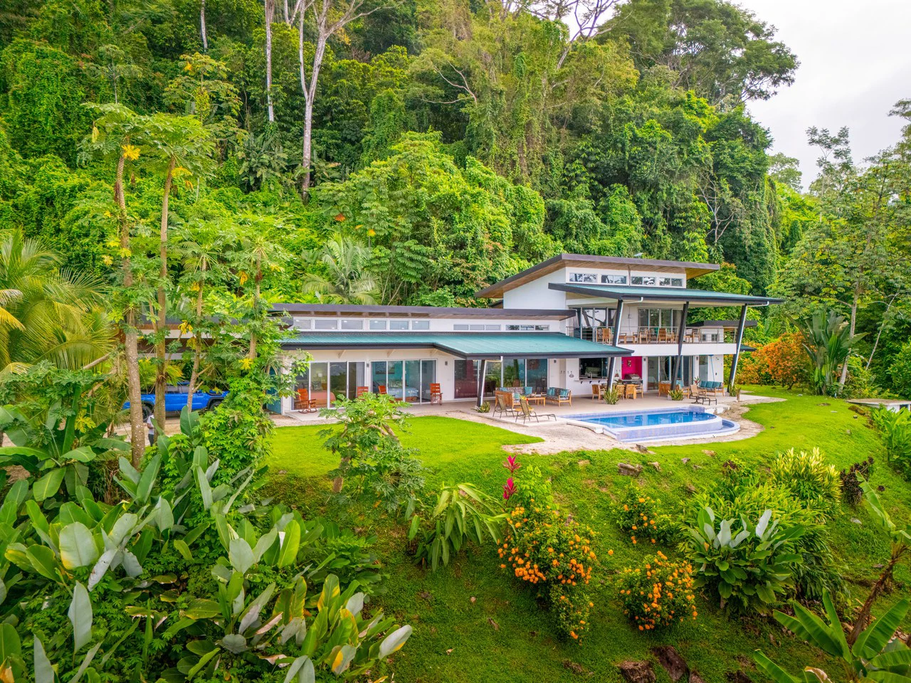 Luxury Ocean View Retreat Overlooking the Whale’s Tail – Proven Rental in Gated Enclave - Gallery image 6