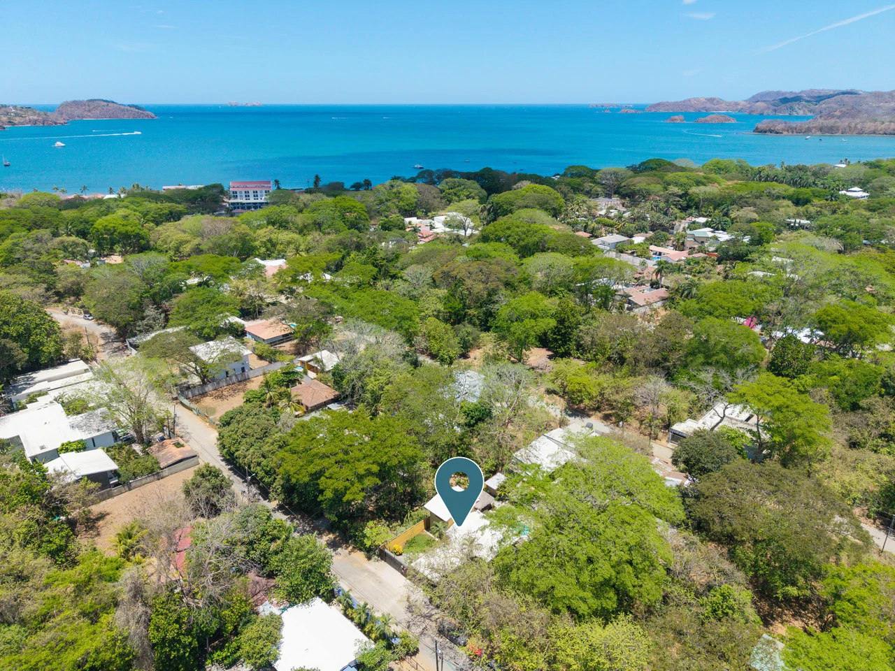 Casa Plumeria: Tropical 4-Bedroom Retreat with Pool Just Steps to Potrero Beach - Gallery image 29