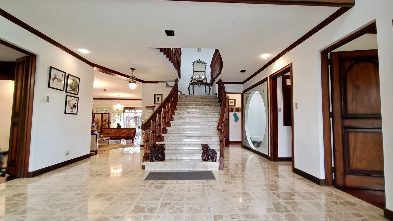 Luxury home in Rohrmoser, San Jose, Costa Rica - Gallery image 4