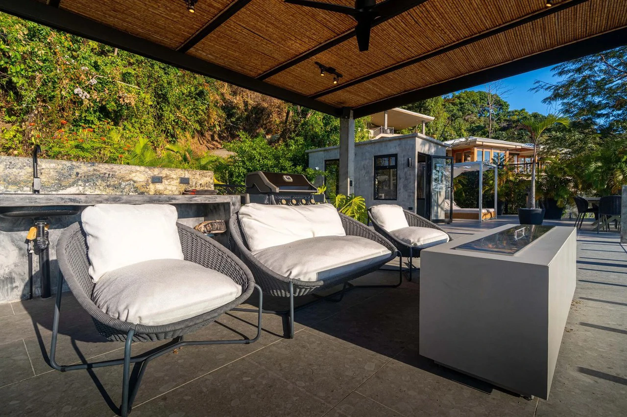 Casa Moon Diablo: Iconic Ocean View Luxury Estate with Infinity Pool, Rooftop Patio, Gym & Sauna in Manuel Antonio - Gallery image 67