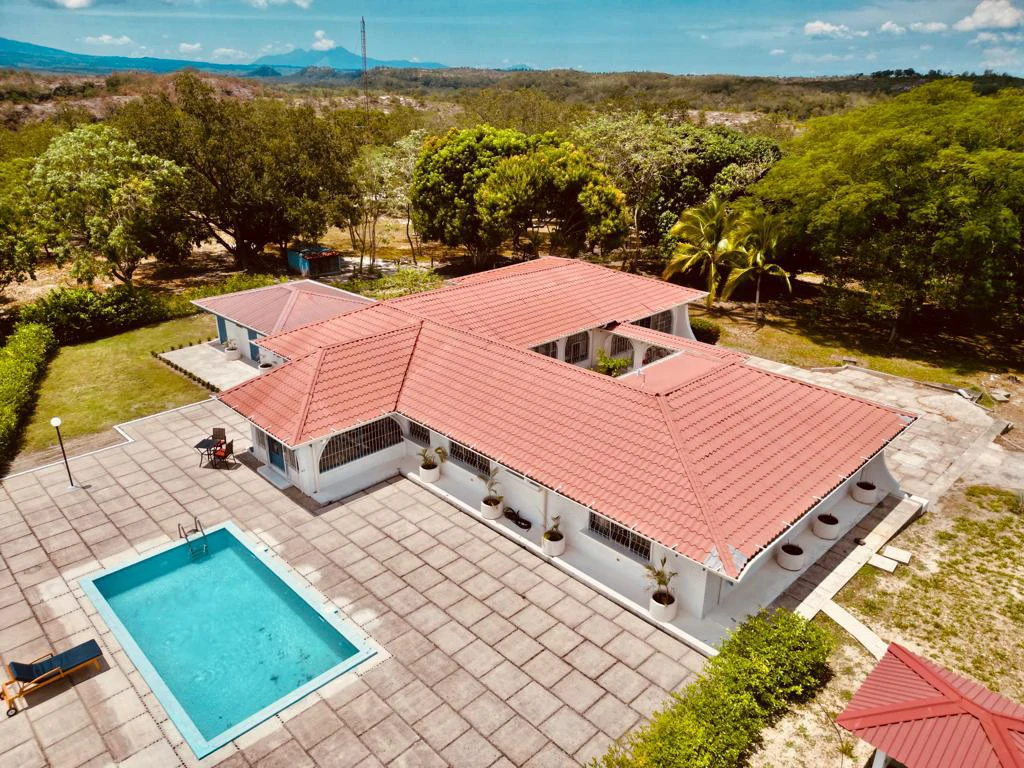 Mountain House For Sale in Curubandé - Gallery image 2