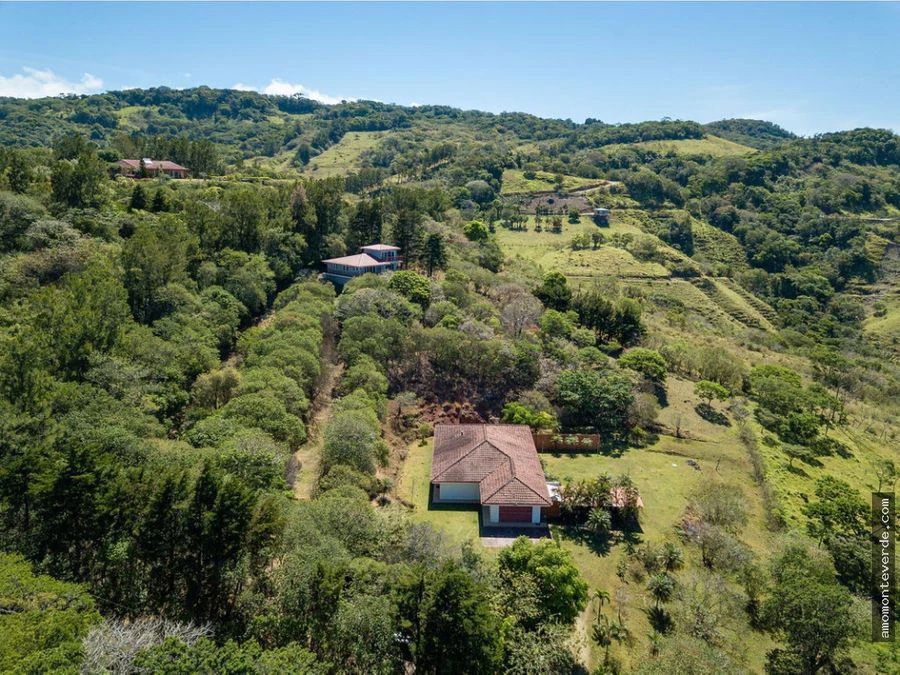 5-Acre Property with 2 Houses and Stunning Nicoya Gulf Views  CE0324: 5-Acre Monteverde Retreat with Two Homes and Stunning Gulf of Nicoya Views – Ideal for Eco-Projects or Private Living - Gallery image 16