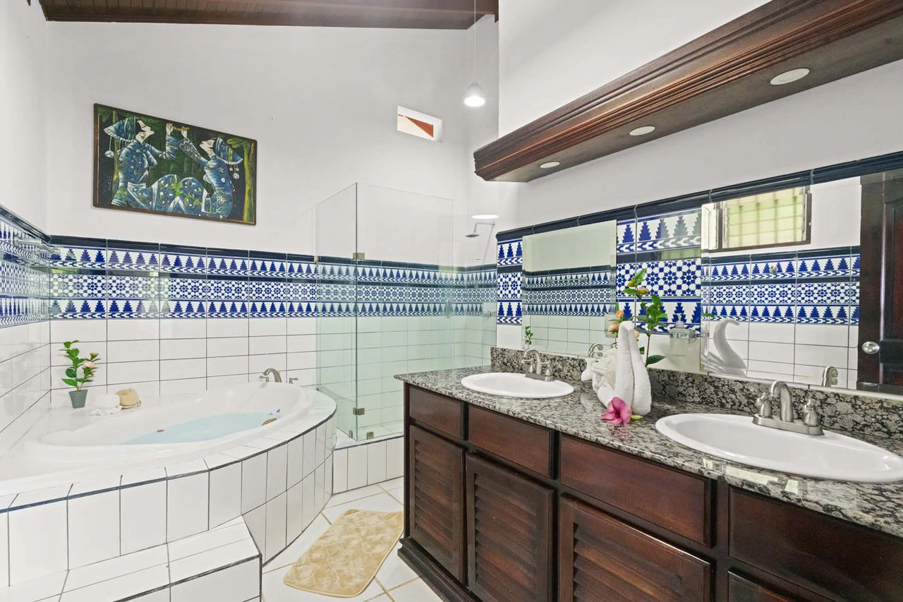 Casa Tranquila: Casa Tranquila 19 Bedroom Ocean View Homes - Gallery image 25