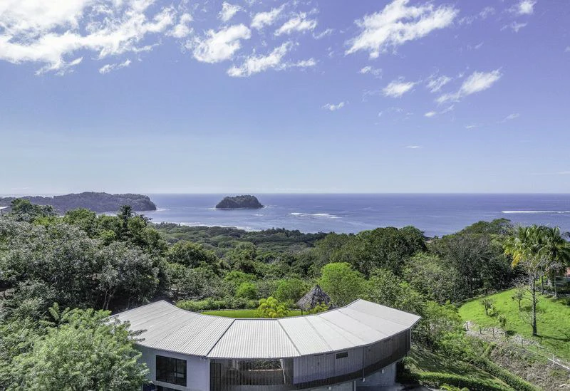 Casa HermoSamara: An Incredible Ocean View & Unique Designed Home on a 1.35 acres lot – 3 minutes away from Samara Beach - Gallery image 11
